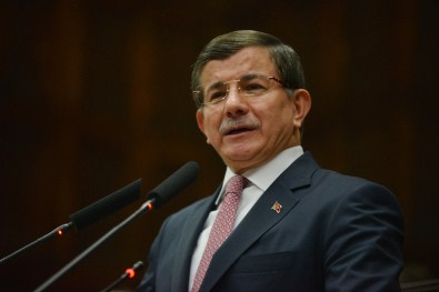 Ahmet Davutoğlu'ndan 'Halil İnalcık' Mesajı