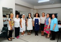 BEYLIKDÜZÜ BELEDIYESI - Beylikdüzü'nde Hem İhtiyaç Sahibi Kadınlar Hem Gıda Bankası Kazanıyor