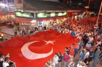 İSMAIL YıLDıRıM - Karamürsel'de Mehteran Eşliğinde Demokrasi Nöbeti