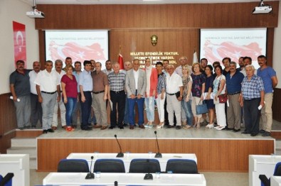 Ödemiş Belediye Meclisinde Tüm Partilerden 'Darbe' Bildirisi