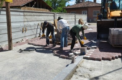 Yeşilyurt Belediyesi İki Yılda 282 Bin 886 Metre Kare Kilit Taşı Döşemesi Yaptı