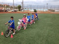 TRAFİK EĞİTİMİ - Büyükçekmece'de Bisiklete İlgi Her Geçen Gün Artıyor