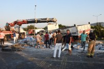 İzmir'de Zincirleme Trafik Kazası Açıklaması 1'İ Ağır 10 Yaralı
