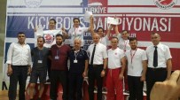 UĞUR AYDEMİR - Kick Boks Takımı Madalyayla Döndü