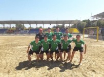 İZMIRSPOR - Manisa BBSK U17 Takımı Plaj Futbolunda Şampiyon Oldu