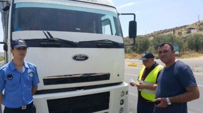 Manisa'da Meyve-Sebze Giriş Ve Çıkışına Sıkı Denetim