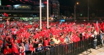 Taksim'deki Demokrasi Nöbeti Devam Ediyor