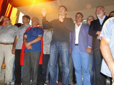 Doğubayazıt'ta Demokrasi Nöbeti Devam Ediyor