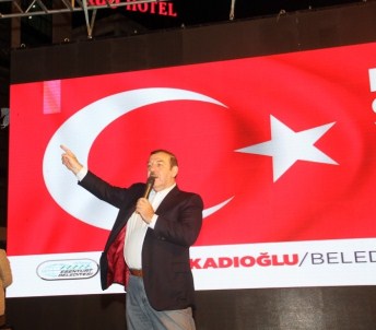 Esenyurt'ta Demokrasi Nöbeti 24 Saat Devam Ediyor