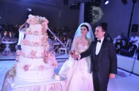 MERINOS HALı - Masal Gibi Bir Düğünle Evlendiler