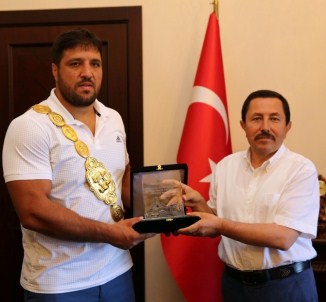 Recep Kara'nın İsmi Ordu'da Spor Salonuna Verilecek