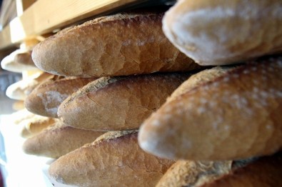 Samsun'da Ruhsatsız Üretim Yapan 15 Pastane Ve 10 Sığınmacı Fırını Belirlendi