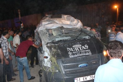 Tren Kazasında Ölü Sayısı 5'E Yükseldi