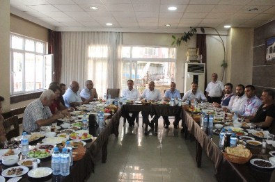 Gazeteciler Gününe En Tatlı Kutlama