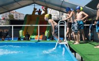 ŞAKIR YÜCEL KARAMAN - Güngörenli Çocuklar Yazın Keyfini Aqua Park İle Çıkarıyor
