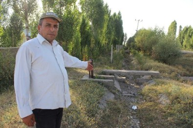 Muş'ta Sulama Kanalları Susuz Kaldı