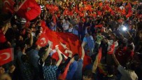 MEMİŞ İNAN - Doğanşehirliler 'Demokrasi Nöbeti'ne Devam Ediyor