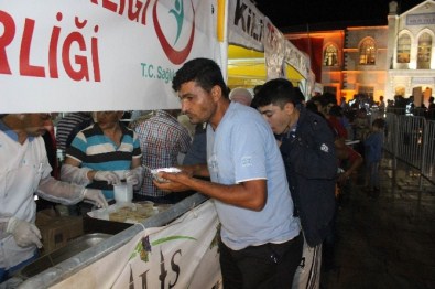 Kilis'te Demokrasi Nöbeti Sürüyor