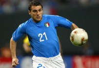 JUVENTUS - Vieri 43 Yaşında Sahalara Dönüyor