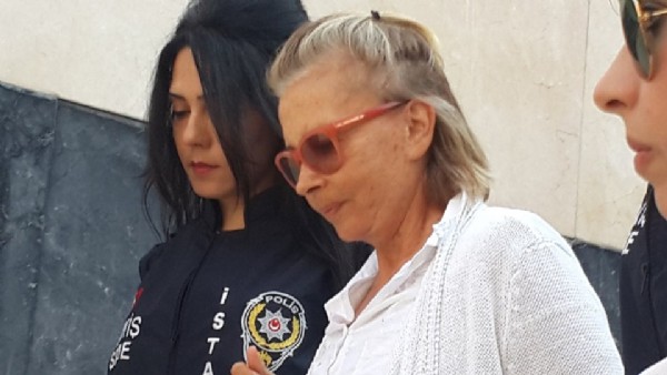 Savcı, Nazlı Ilıcak dahil 20 gazetecinin tutuklanmasını istedi