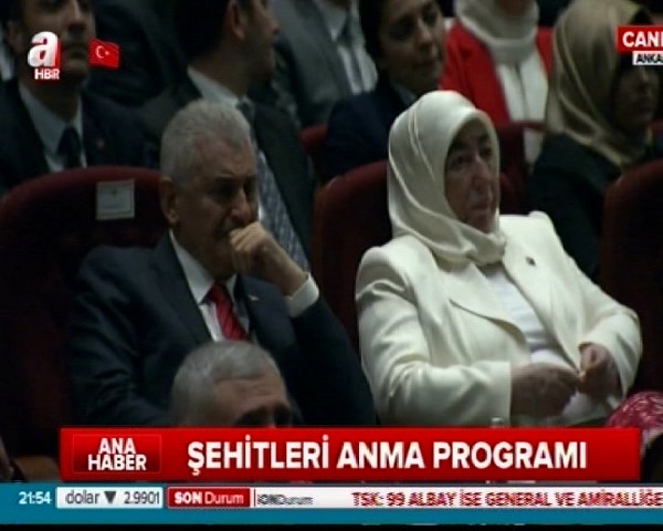 Şehitleri anma programında gözyaşları sel oldu