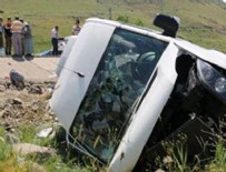Minibüs devrildi: Çok sayıda yaralı var