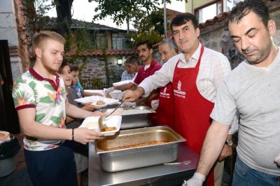Osmangazi'de Ramazan Ayı Boyunca İftar Sofraları Doldu Taştı