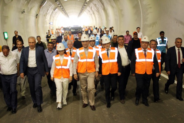 Çebiş Tüneli trafiğe açıldı