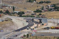 ÜÇPıNAR - Büyükşehir Belediyesi Tarafından Hurdacılar Sitesi Kavşağına Yapılan Köprü Tamamlandı