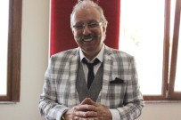 RUMELI - Doç. Dr. Özyaral Açıklaması 'Her Meslekte Star Olunur, Yeter Ki Aklınızdan Ve Kalbinizden Geçeni Tercih Edin'