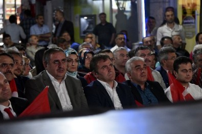 Gümüşhane'de Demokrasi Nöbeti 15. Gününde