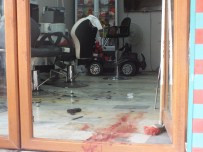 BIÇAKLI SALDIRI - Berberde tıraş olan polise bıçaklı saldırı!