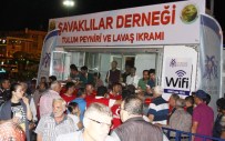 Şavaklılar Derneği'nden Demokrasi Nöbetine Destek