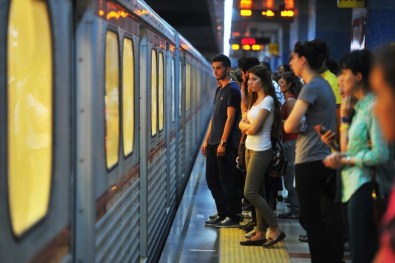 Ankara'da Ücretsiz Ulaşıma Devam