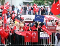 UĞUR IŞILAK - Avrupalı Türkler Köln'de demokrasi mitingi için buluştu