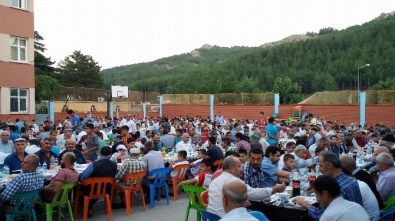 Baykan Kızılay'ından İftar Programı