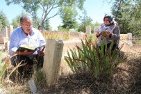 ORHAN YıLMAZ - Bayram Arifesi Mezarlar Ziyaret Edildi