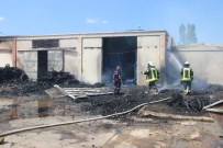 BEDEVI - Manisa Yaş Meyve Ve Sebze Hali'nde Korkutan Yangın