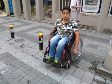 Engelli Vatandaşlar İçin Fotoğraflı Yardım Eli