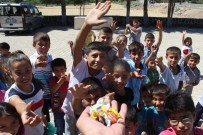 KABRISTAN - Yavuzeli'nde Arefe Günü Kabristan Ziyareti