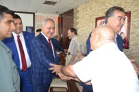 SUAT ÖNAL - Bayramda Yaşlılar Unutulmadı