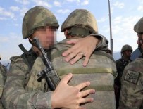 BAYRAM NAMAZI - Mehmetçiğin Gomane Tepe Kışlası’nda bayram sevinci