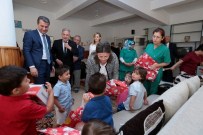 Vali Çelik Ve Eşi Emel Çelik, Bayramlaştı