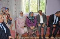 AFYONKARAHİSAR VALİSİ - Bakan Eroğlu, Sandıklı'da Şehit Polis Yaşar Özlem'in Evini Ziyaret Etti