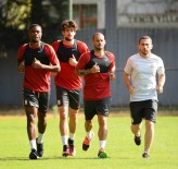 WESLEY SNEIJDER - Sneijder Takımla Çalıştı