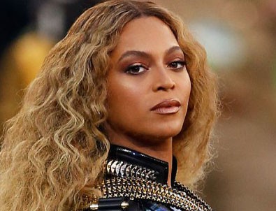 Beyonce, ABD'nin gündemine oturdu