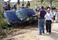 Bilecik'te Otomobil Direğe Çarptı Açıklaması 5 Yaralı