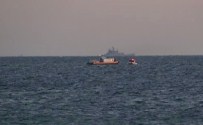 İstanbul'da Denizde Kaybolan 2 Kişiyi Arama Çalışmaları Sürüyor