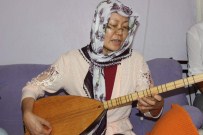 TAHTAKALE - Japon Gelin Kanseri Bağlama Çalarak Yenmeye Çalışıyor