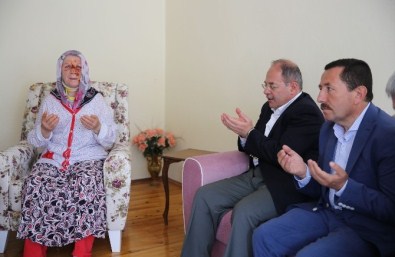 Sağlık Bakanı Akdağ, Sel Bölgesinde